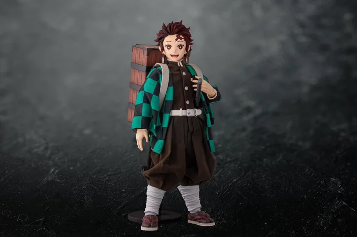 Sentinel Demon Slayer: Kimetsu No Yaiba Tanjiro Kamado 1/6 Scale Action Figure 8 Sentinel Demon Slayer: Kimetsu No Yaiba Tanjiro Kamado 1/6 Scale Action Figure - Image 6