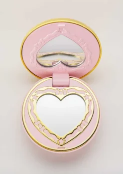 Bandai Proplica Sailor Moon Sailor Chibi Moon Prism Heart Compact -Featured Toys 7116783cd65b495ca59430c97341cb0e.jpg