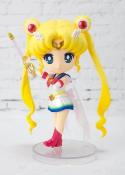 Bandai Figuarts Mini Pretty Guardian Sailor Moon Eternal Super Sailor Moon: Eternal Edition