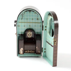 Angelic Pretty Chess Chocolate Mint Doll Case -Featured Toys fbd51725b1d741f78efbfdb2c99c93d3.jpg